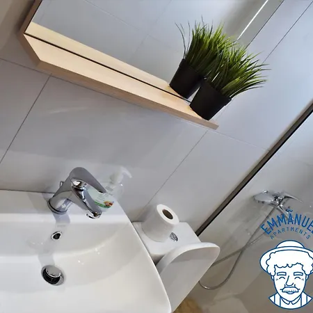 Emmanuel 公寓式酒店 3*