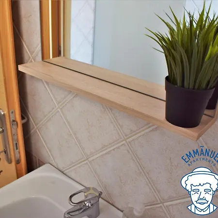 Emmanuel 公寓式酒店 Paralía